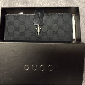 Gucci Black Monogram wallet